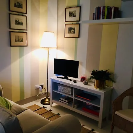 Victoria House Apartament *