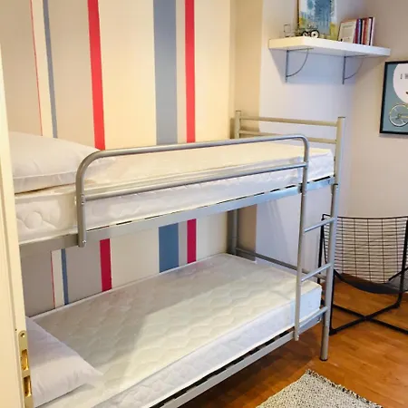 Victoria House Apartment